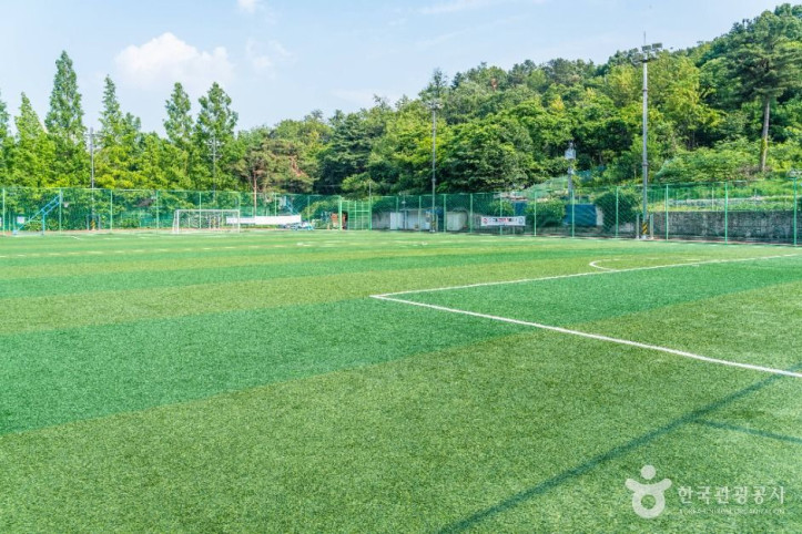 성주산생활체육공원 여행 추천 - 메고지고