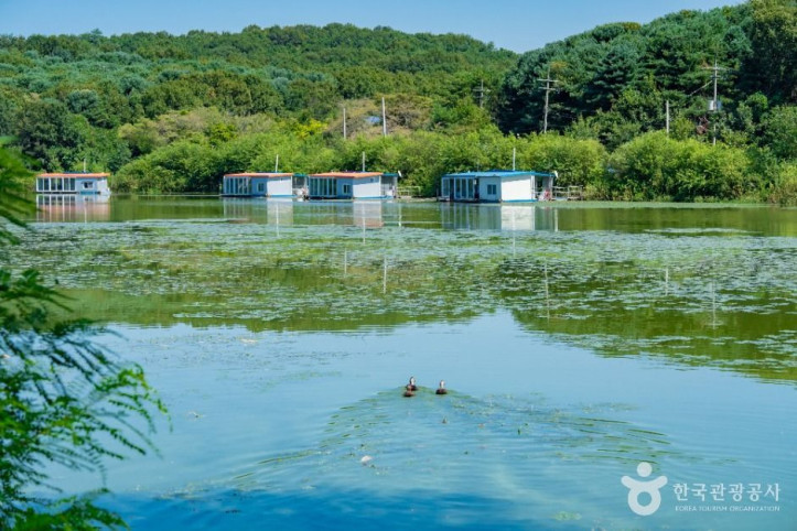 용담저수지 여행 추천 - 메고지고