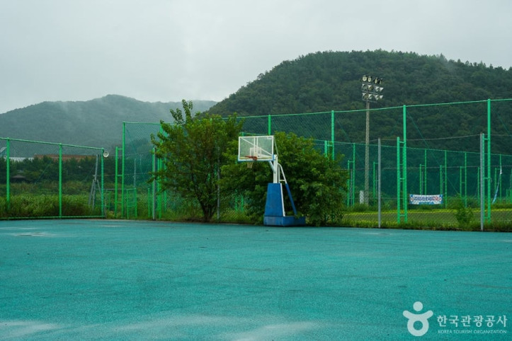 웅천체육공원 여행 추천 - 메고지고