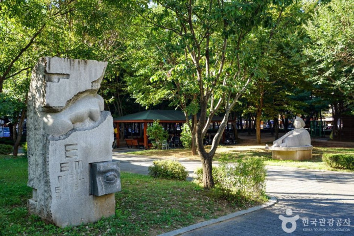 화정 문화의거리 여행 추천 - 메고지고