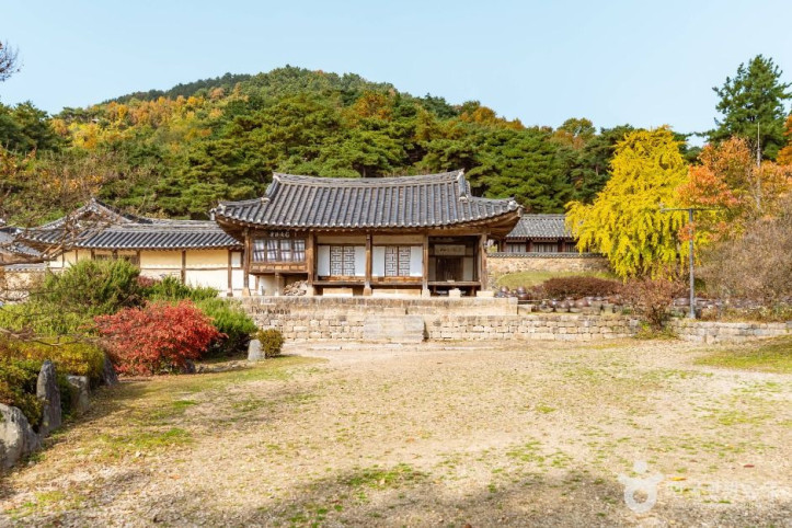 논산명재고택 여행 추천 - 메고지고