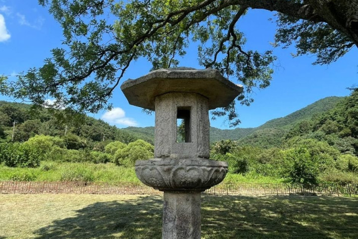 합천 백암리 석등 여행 추천 - 메고지고