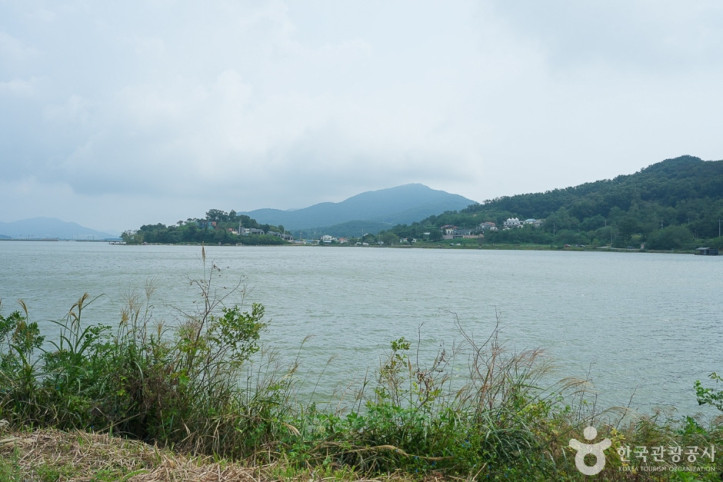 삼산저수지 여행 추천 - 메고지고