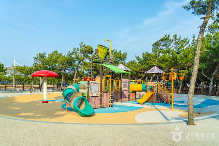 덕천해수욕장 여행 추천 - 메고지고