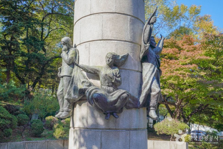 유관순동상 여행 추천 - 메고지고