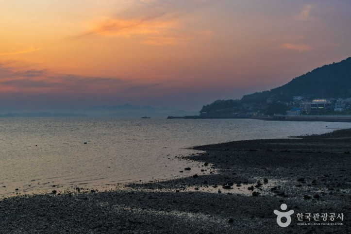 실안낙조 여행 추천 - 메고지고