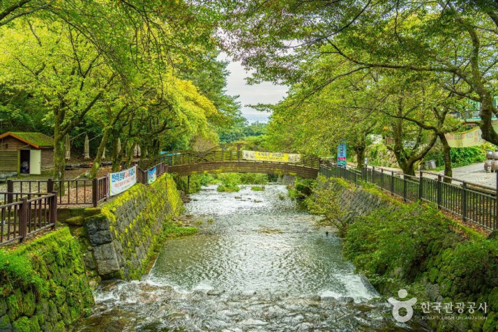 수락폭포 여행 추천 - 메고지고