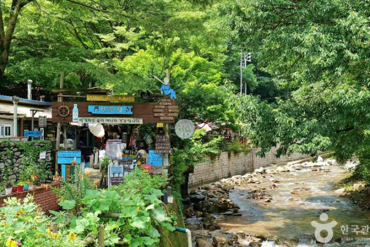우이령 숲속문화마을(구 우이동 먹거리마을) 여행 추천 - 메고지고