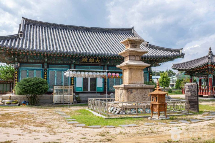 신흥사(영천) 여행 추천 - 메고지고