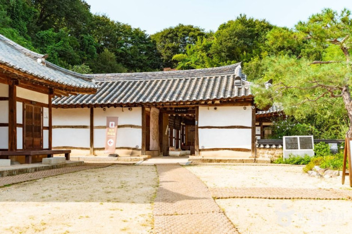 장현식고택 여행 추천 - 메고지고