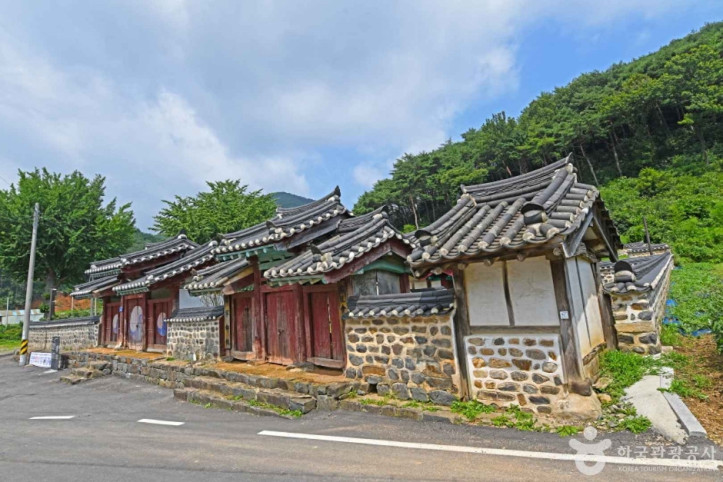 보령향교 여행 추천 - 메고지고