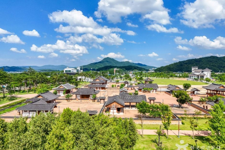 태평성대경상감영공원 여행 추천 - 메고지고