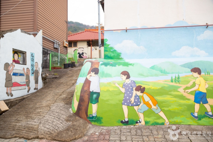 수암골 벽화마을 여행 추천 - 메고지고