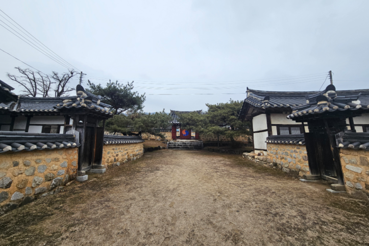 영주 금성대군 신단 여행 추천 - 메고지고