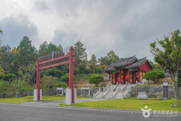 용산서원(보성) 여행 추천 - 메고지고