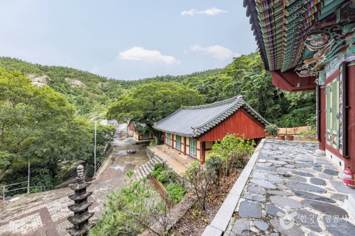 서산사(신안) 여행 추천 - 메고지고