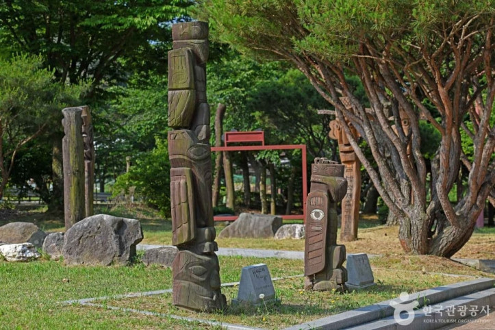 칠갑산 장승공원 여행 추천 - 메고지고