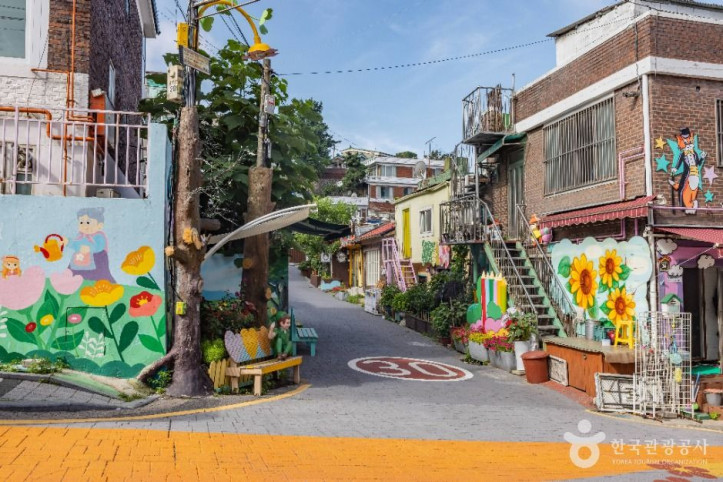 송월동 동화마을 여행 추천 - 메고지고