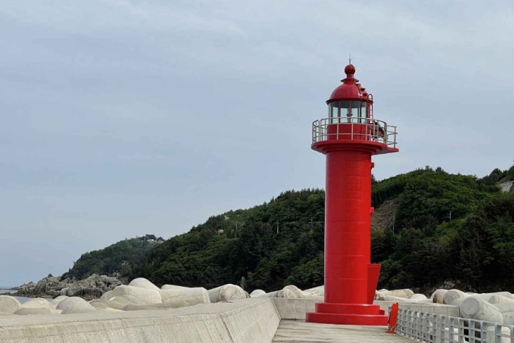 신남항 여행 추천 - 메고지고