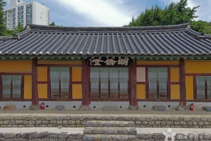 온양향교 여행 추천 - 메고지고