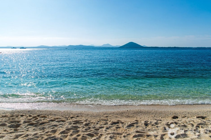 우도산호해변 홍조단괴 서빈백사 여행 추천 - 메고지고