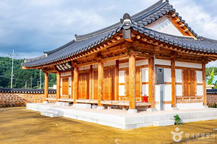 고산서원(울진) 여행 추천 - 메고지고