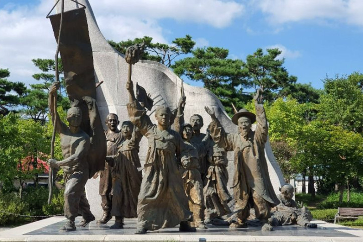 아우내독립만세운동기념공원 여행 추천 - 메고지고