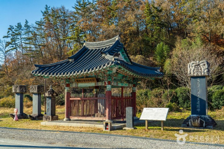 화순광산이씨승지공비 여행 추천 - 메고지고