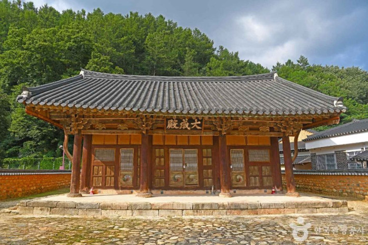 장수향교 여행 추천 - 메고지고