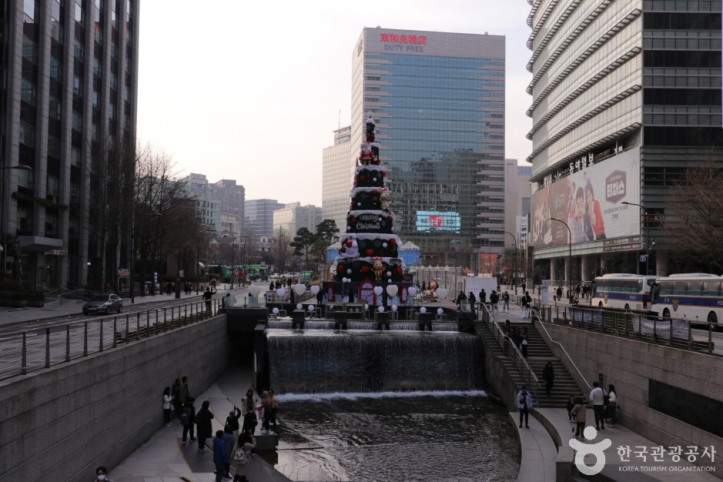 청계천 여행 추천 - 메고지고