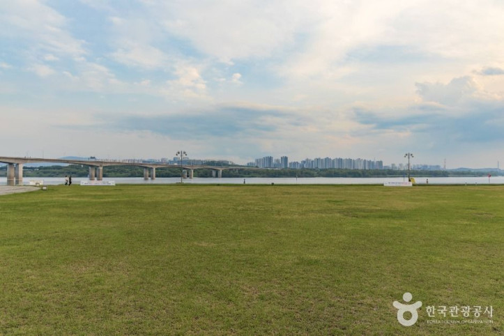남양주한강공원(삼패지구) 여행 추천 - 메고지고