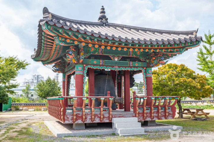 신흥사(영천) 여행 추천 - 메고지고