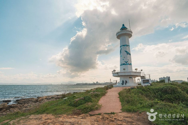 슬도등대 여행 추천 - 메고지고