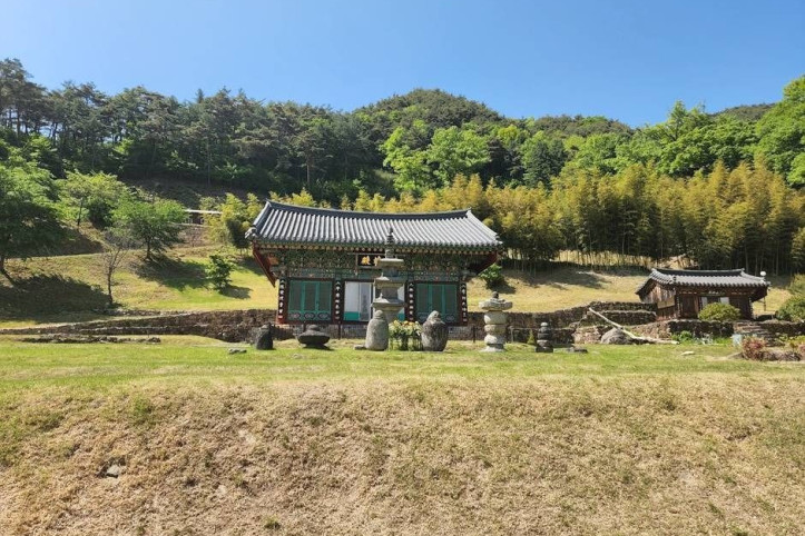 백장암 삼층석탑 여행 추천 - 메고지고