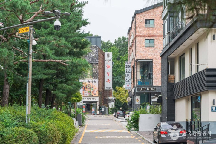 서현시범 맛집거리 여행 추천 - 메고지고
