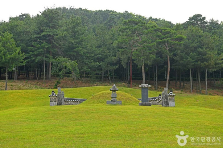 월성위김한신묘 여행 추천 - 메고지고