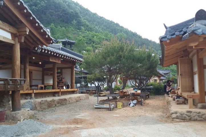 양탕국커피문화관광농원 여행 추천 - 메고지고