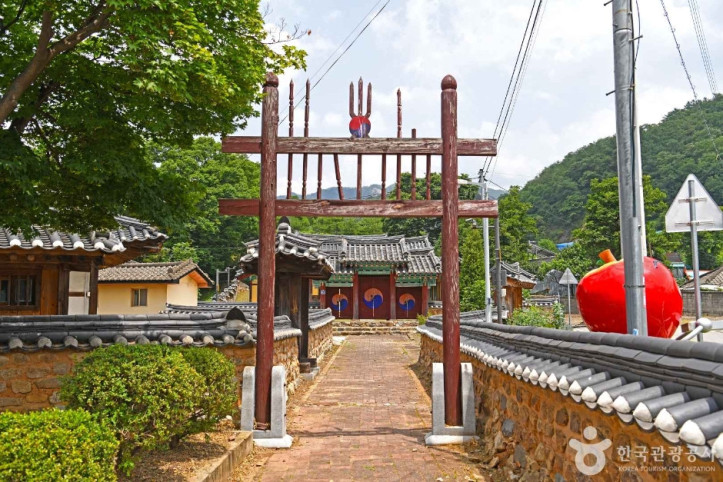 연풍향교 여행 추천 - 메고지고