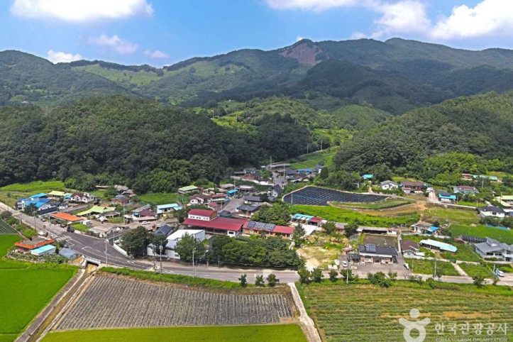 진안 능길마을 여행 추천 - 메고지고