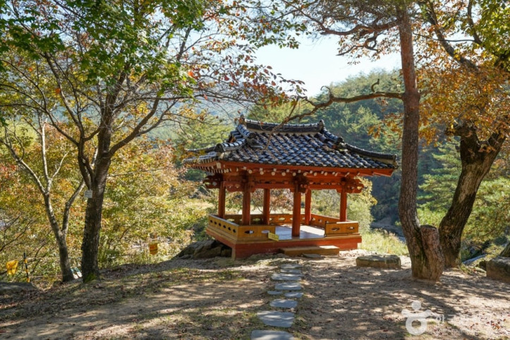 장각폭포 여행 추천 - 메고지고