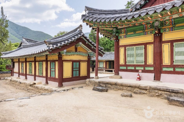 옥산서원(경주) 여행 추천 - 메고지고