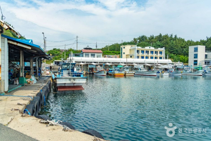 천학정 여행 추천 - 메고지고