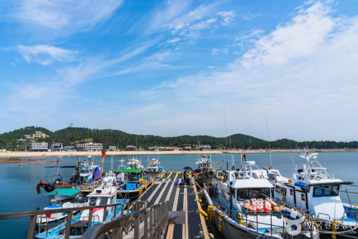 어은돌항 여행 추천 - 메고지고