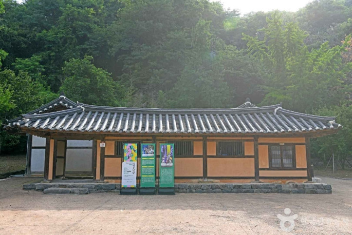 이동녕선생 생가지 여행 추천 - 메고지고