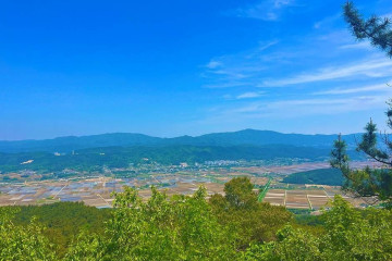경주 남산 용장사지 마애여래좌상 여행 추천 - 메고지고