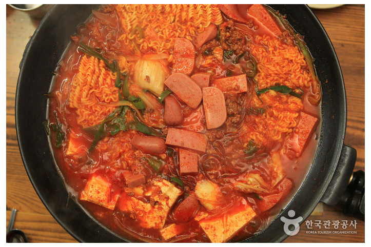 의정부 부대찌개거리 여행 추천 - 메고지고