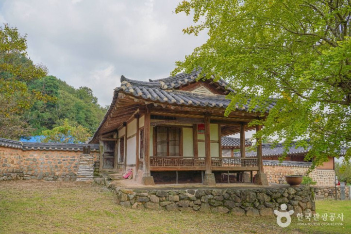 안성 정무공 오정방 고택 여행 추천 - 메고지고