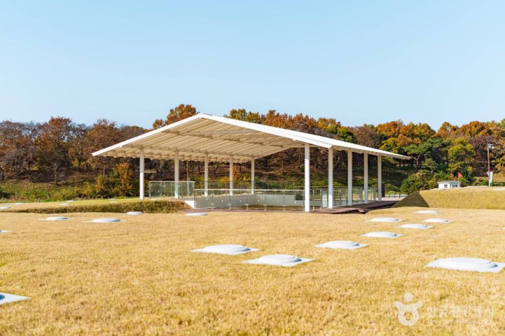 경주 인왕동 사지 여행 추천 - 메고지고