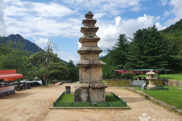 충주 미륵대원지 석등 여행 추천 - 메고지고