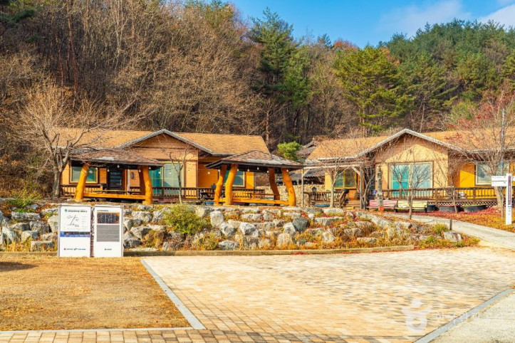 방곡 도예촌 여행 추천 - 메고지고